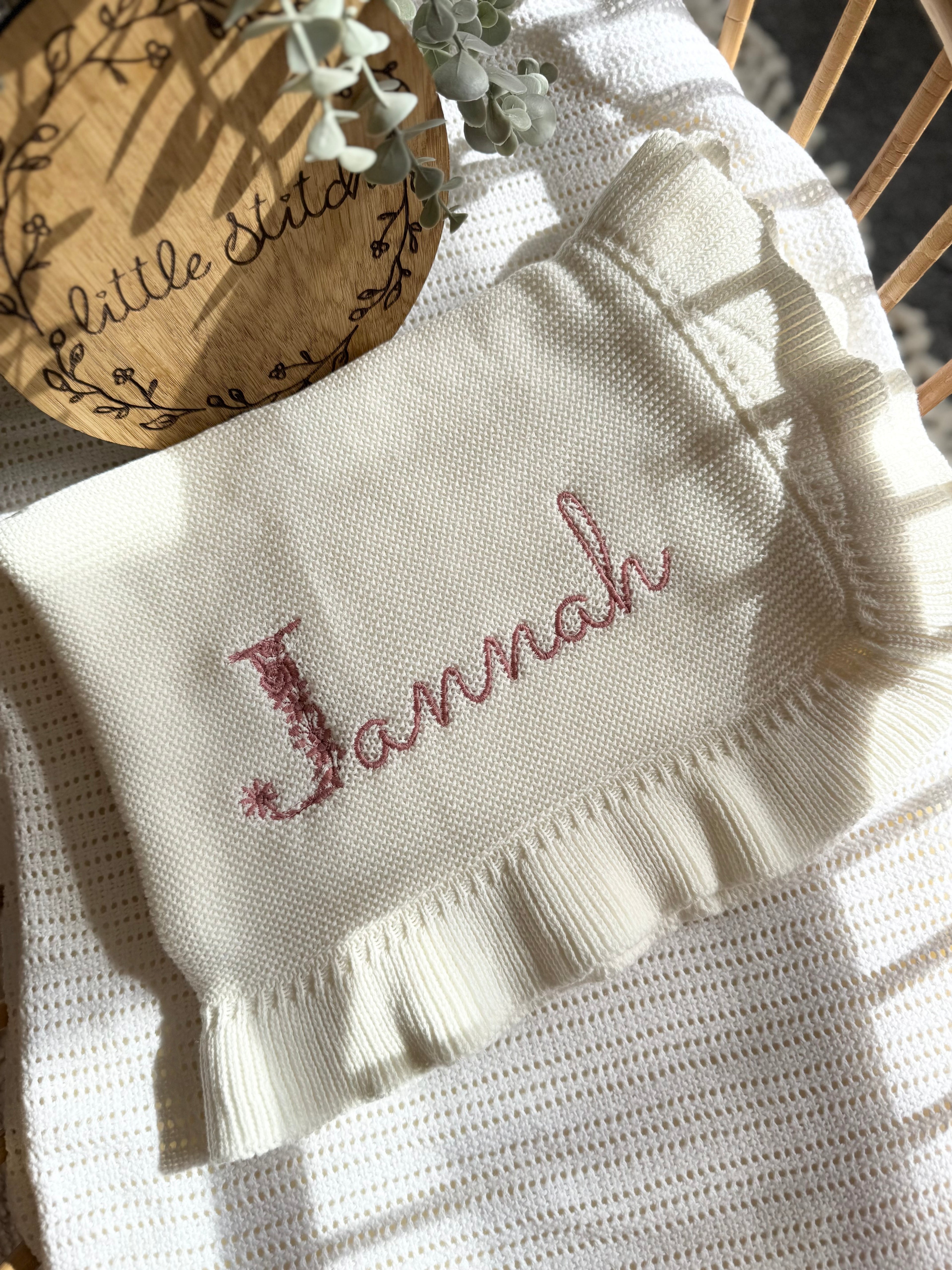 Frilly edge blanket - floral first letter