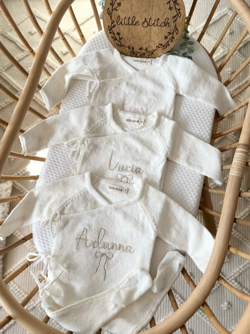 Name and bow design Babygrow