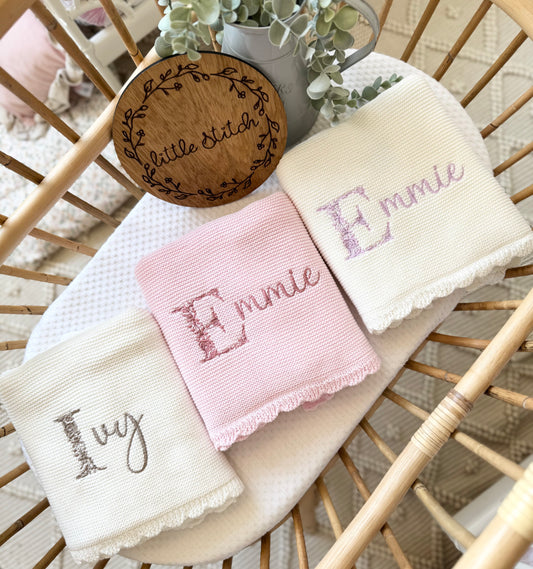 Small scallop edge blanket - floral first letter
