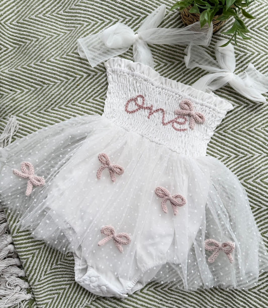 White bow dress - all pink bows