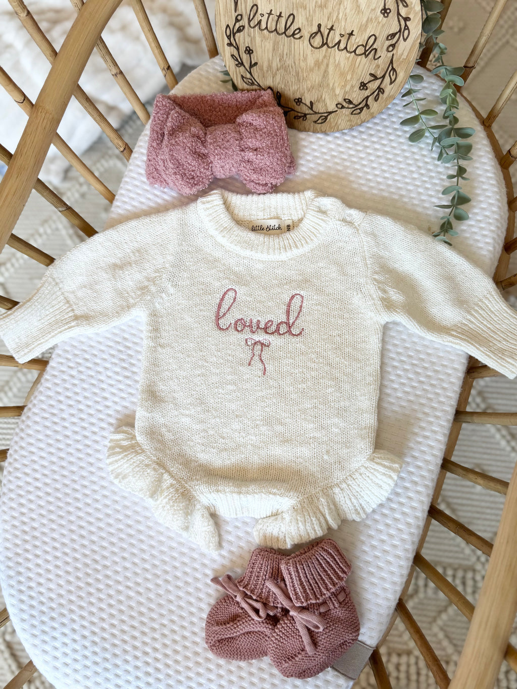 Name and bow design frilly romper