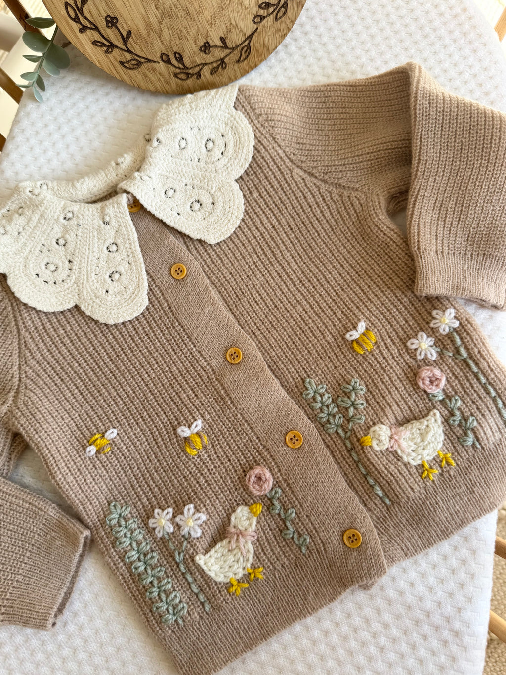 Duck theme cardigan 2-3y (no name included add the name add on if you’d like one adding)
