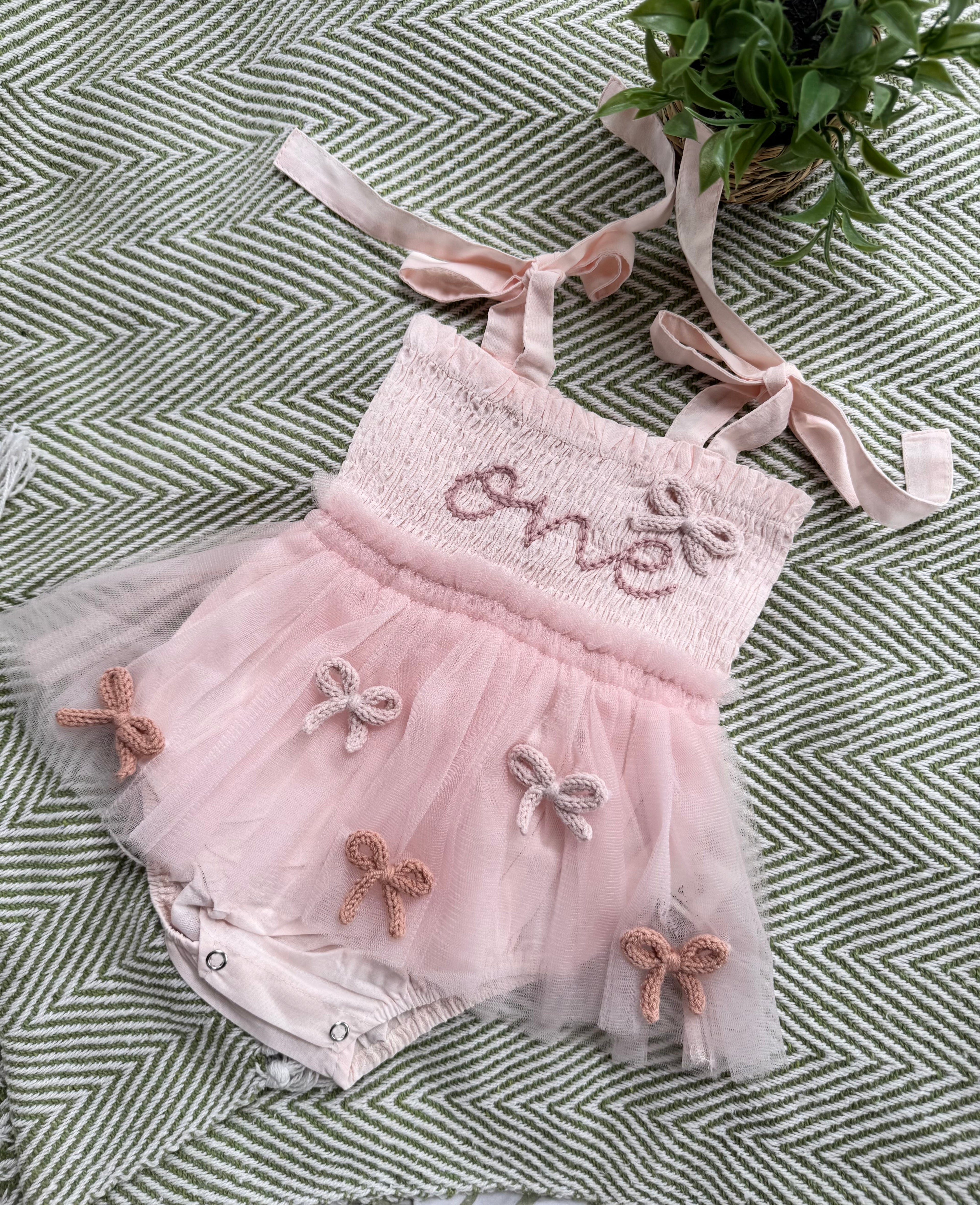 Mix bow dress