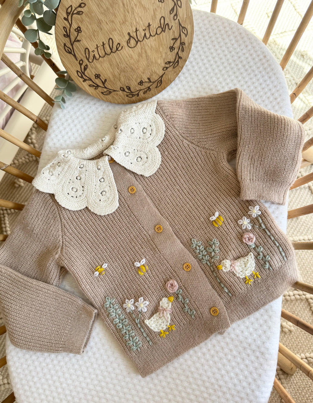 Duck theme cardigan 2-3y (no name included add the name add on if you’d like one adding)