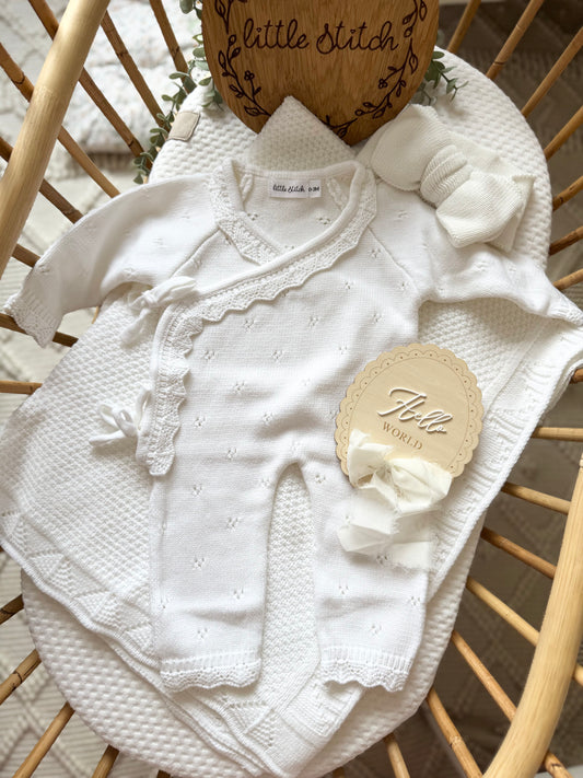 White 4 piece set