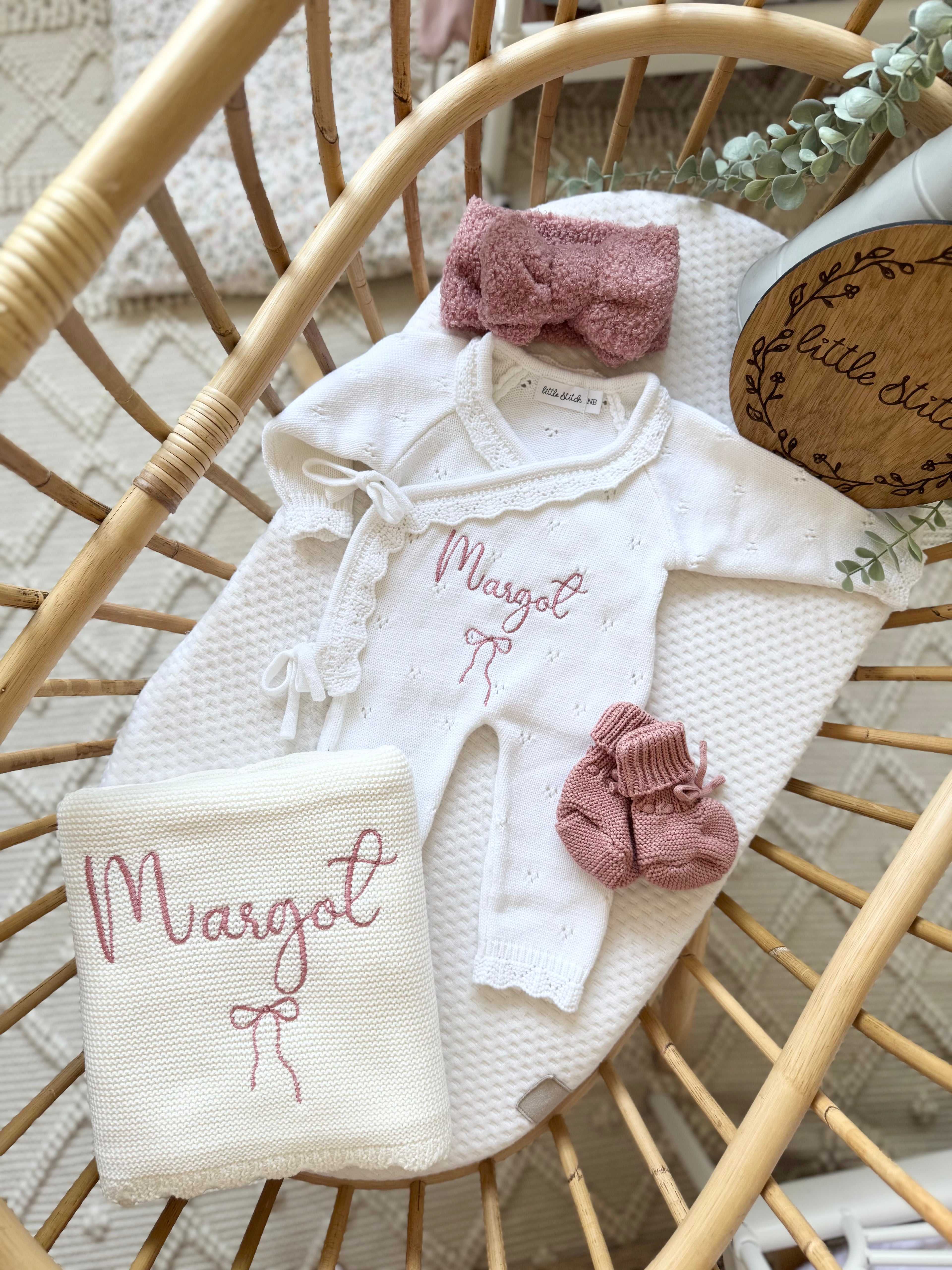 Name and bow design all in one